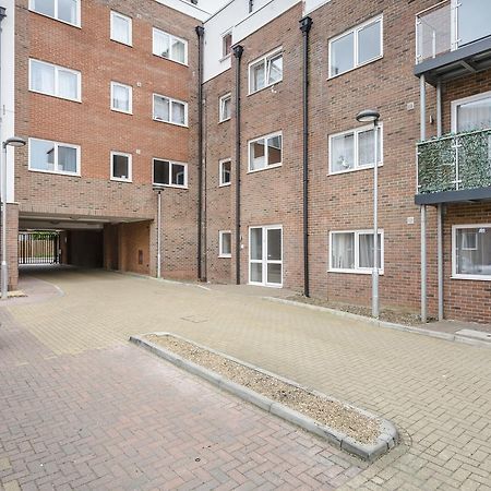 1 Bed Apt Sleeps 4 Luton (Bedfordshire) Exterior foto