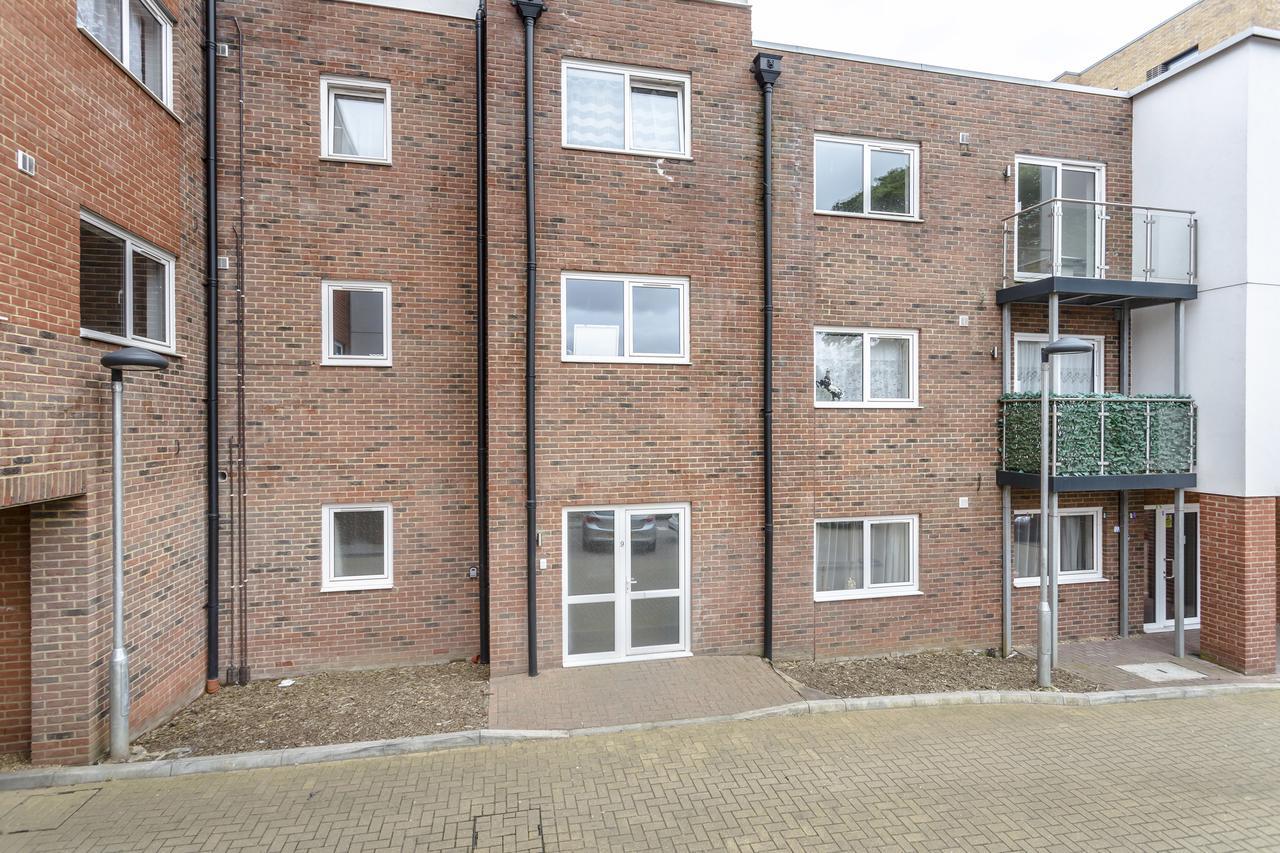 1 Bed Apt Sleeps 4 Luton (Bedfordshire) Exterior foto