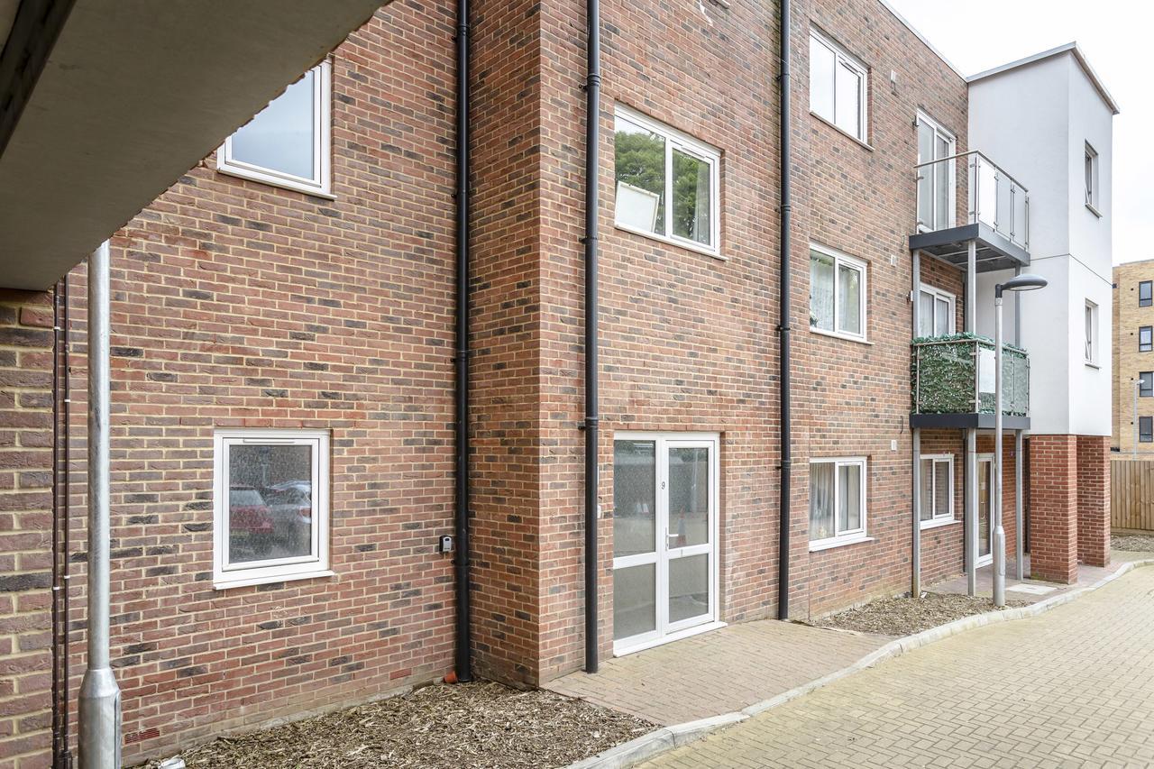 1 Bed Apt Sleeps 4 Luton (Bedfordshire) Exterior foto