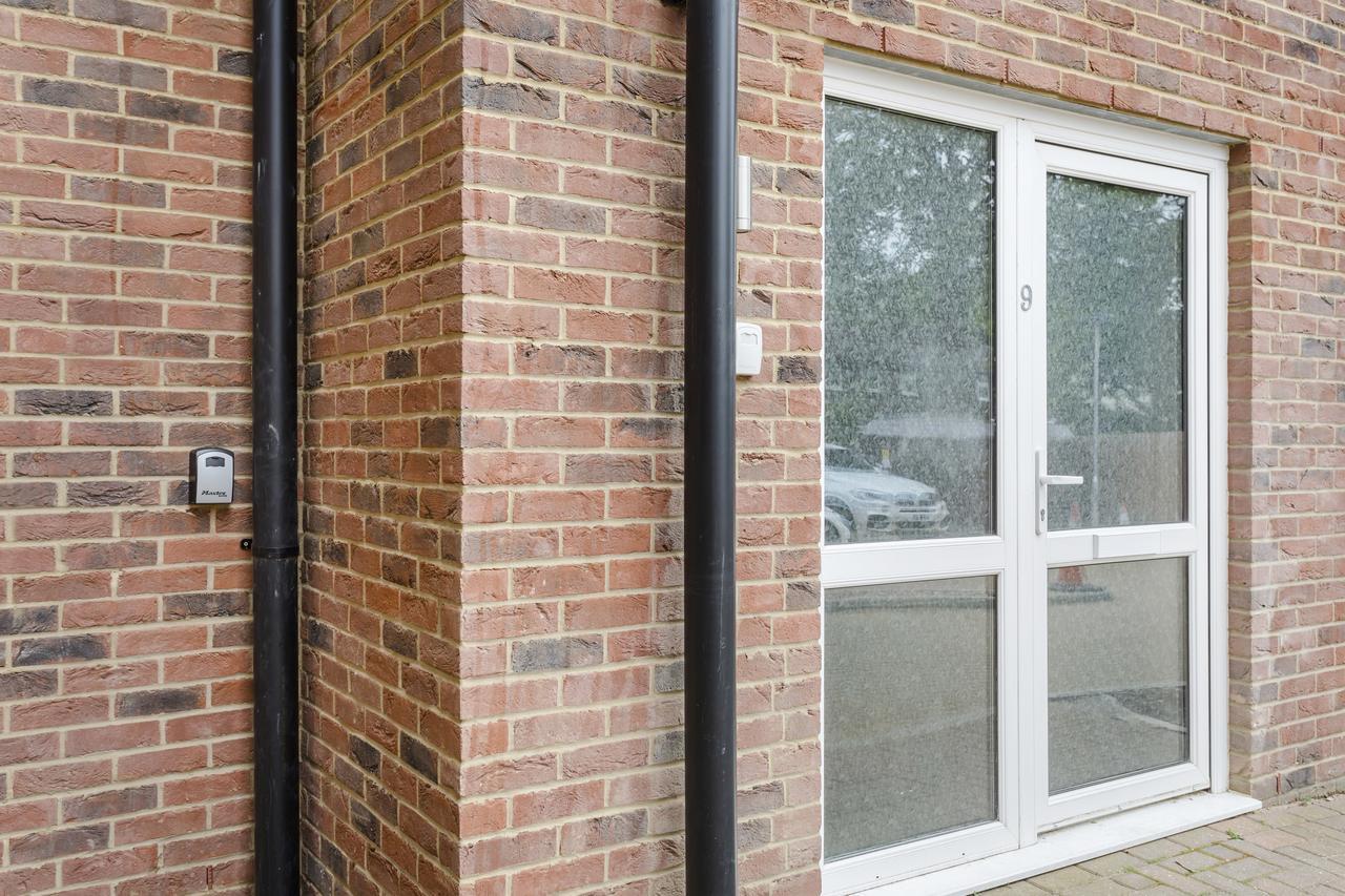 1 Bed Apt Sleeps 4 Luton (Bedfordshire) Exterior foto
